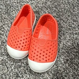 Old Navy Kids Bright Orange Water Shoes